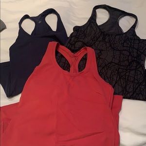 Pack of 3 racerback tanks